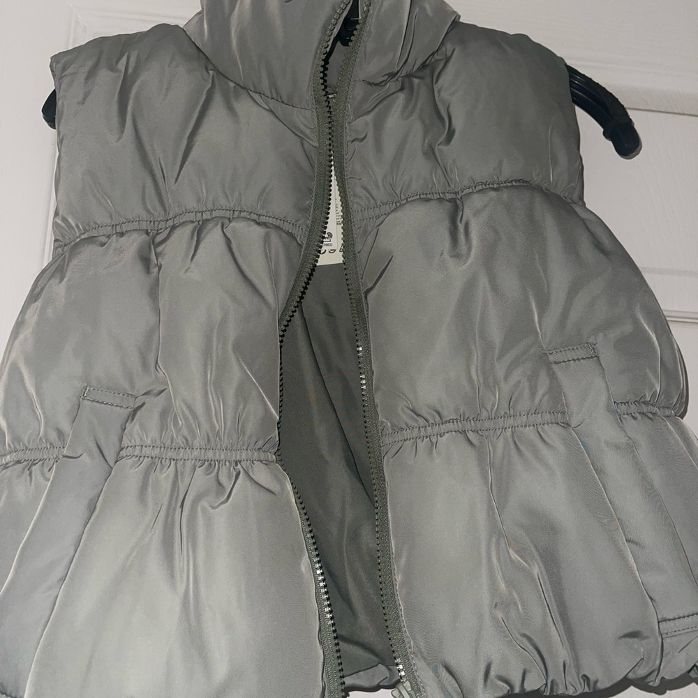 Puffer vest